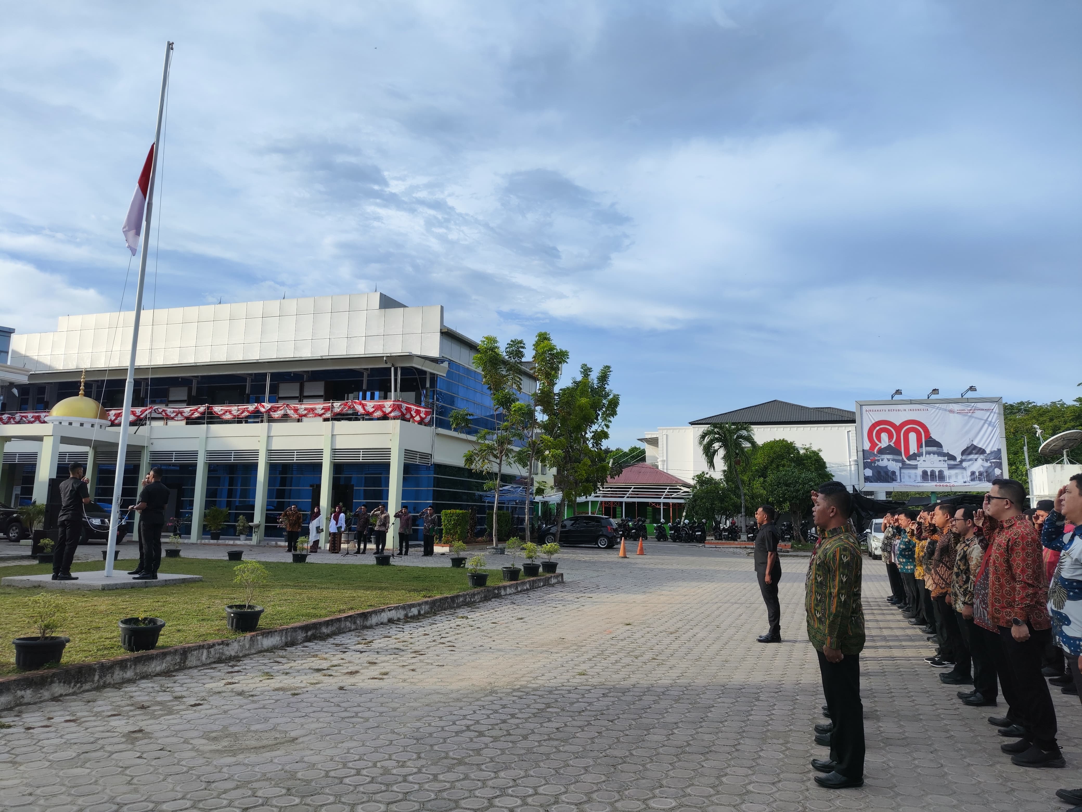 Kanwil Kemenag Aceh Gelar Upacara Peringatan HUT ke-80 Kemerdekaan RI