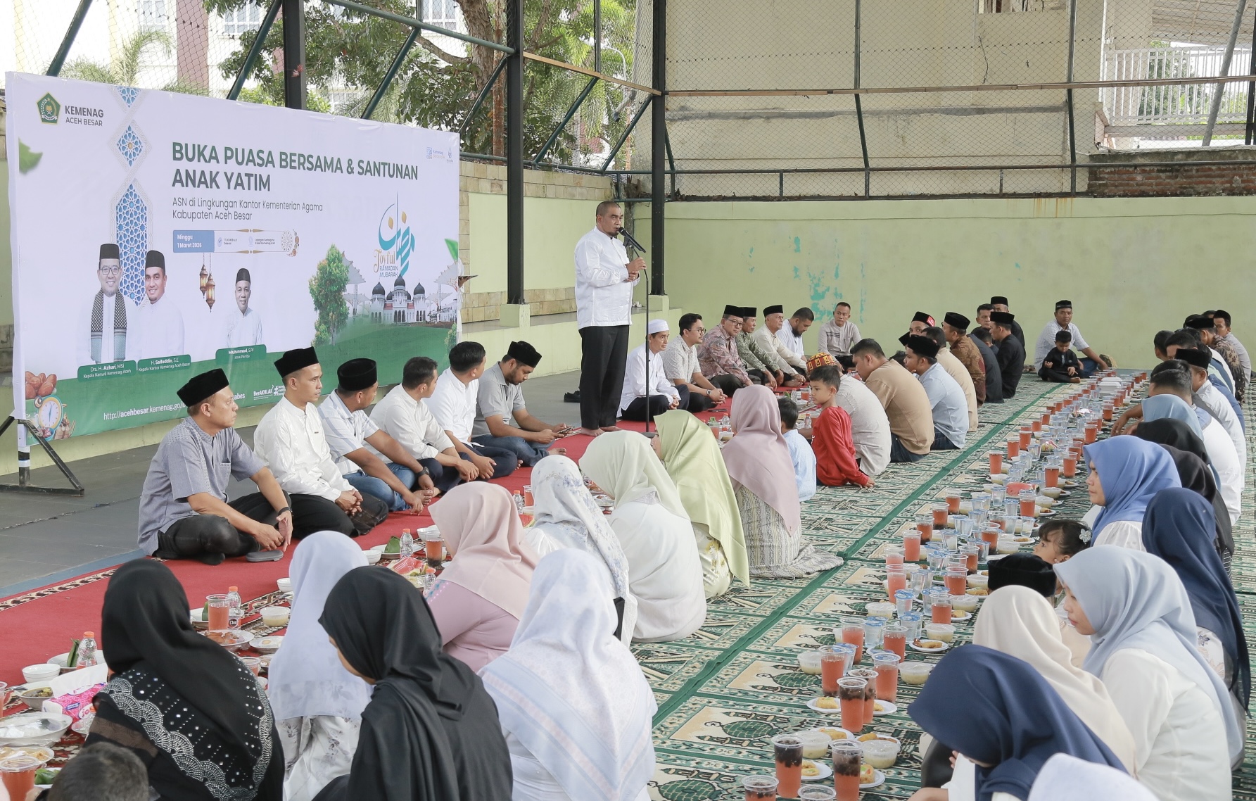 Kemenag Aceh Besar Rangkai Buka Puasa Bersama dengan Santunan dan Pembekalan ASN