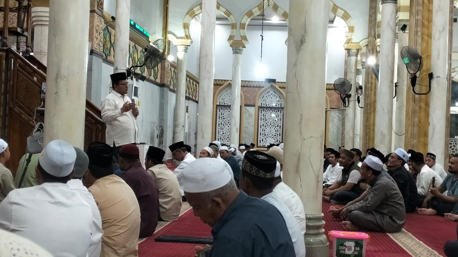 Kakanwil Kemenag Aceh Tutup PesanTeraman dan Sampaikan Tausiah Ramadhan di Peureulak
