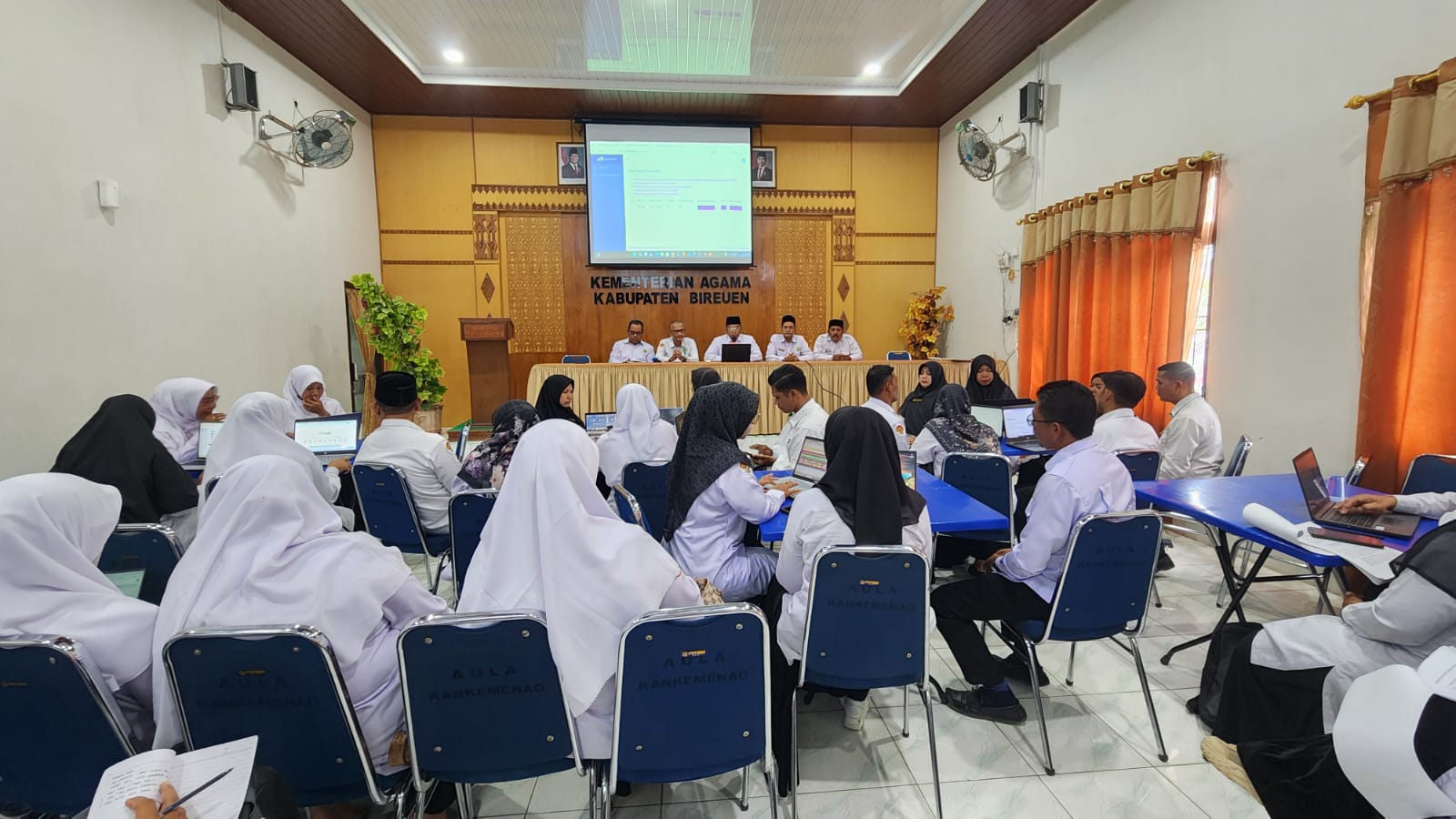 Kemenag Bireuen Dampingi 22 Madrasah Hadapi Visitasi BAN-PDM, Wujudkan Lembaga Madrasah yang Unggul