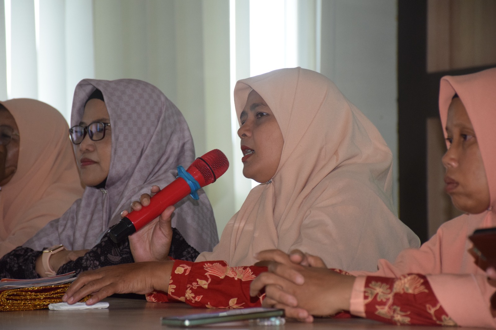 Pertemuan Perdana, Ketua DWP Kemenag Bener Meriah Ajak Perkuat Silaturahmi