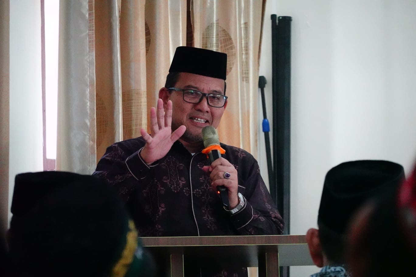 Azhari Tekankan Optimalisasi Pelayanan Publik Kemenag Aceh