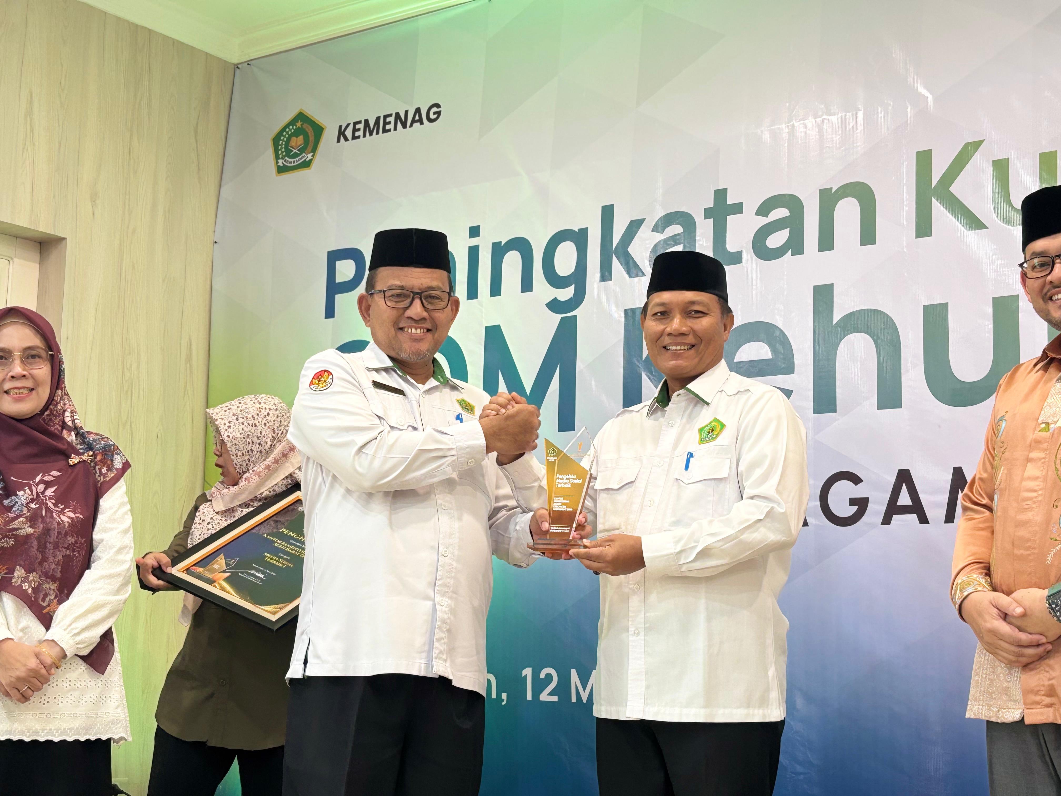 Kemenag Abdya Raih Penghargaan Media Sosial Terbaik I pada Karya Humas Aceh 2026