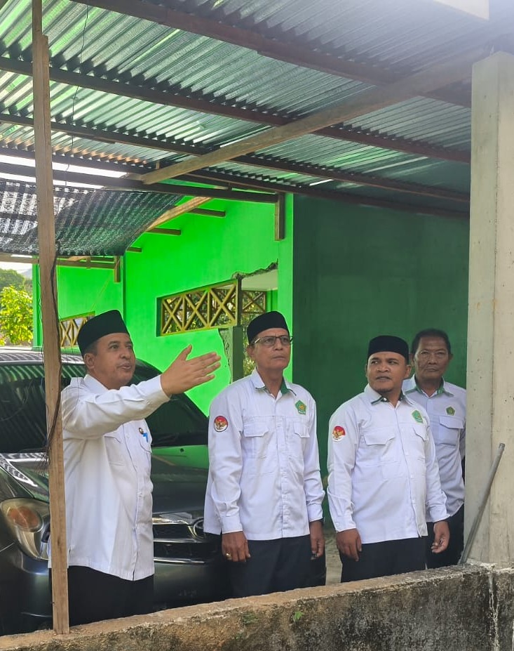Pastikan Pelayanan Prima Pasca Iduladha, Plh Kakankemenag Kunjungi KUA Samadua