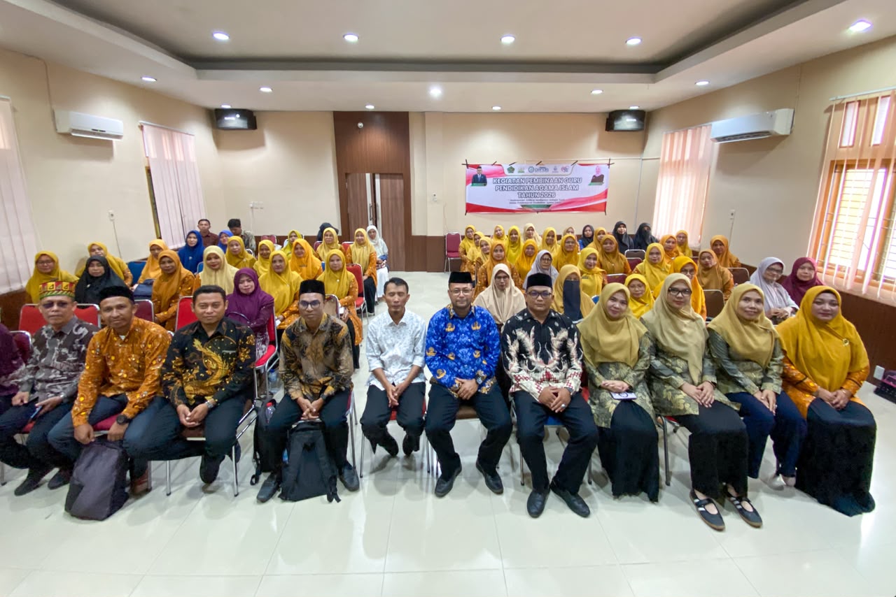 Buka Pembinaan Guru PAI, Kakankemenag Dorong Pemanfaatan AI dalam Pembelajaran