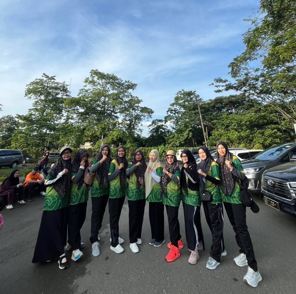 Kemenag Nagan Raya Ikuti Jalan Santai Semarak HUT ke-24 Kabupaten Nagan Raya