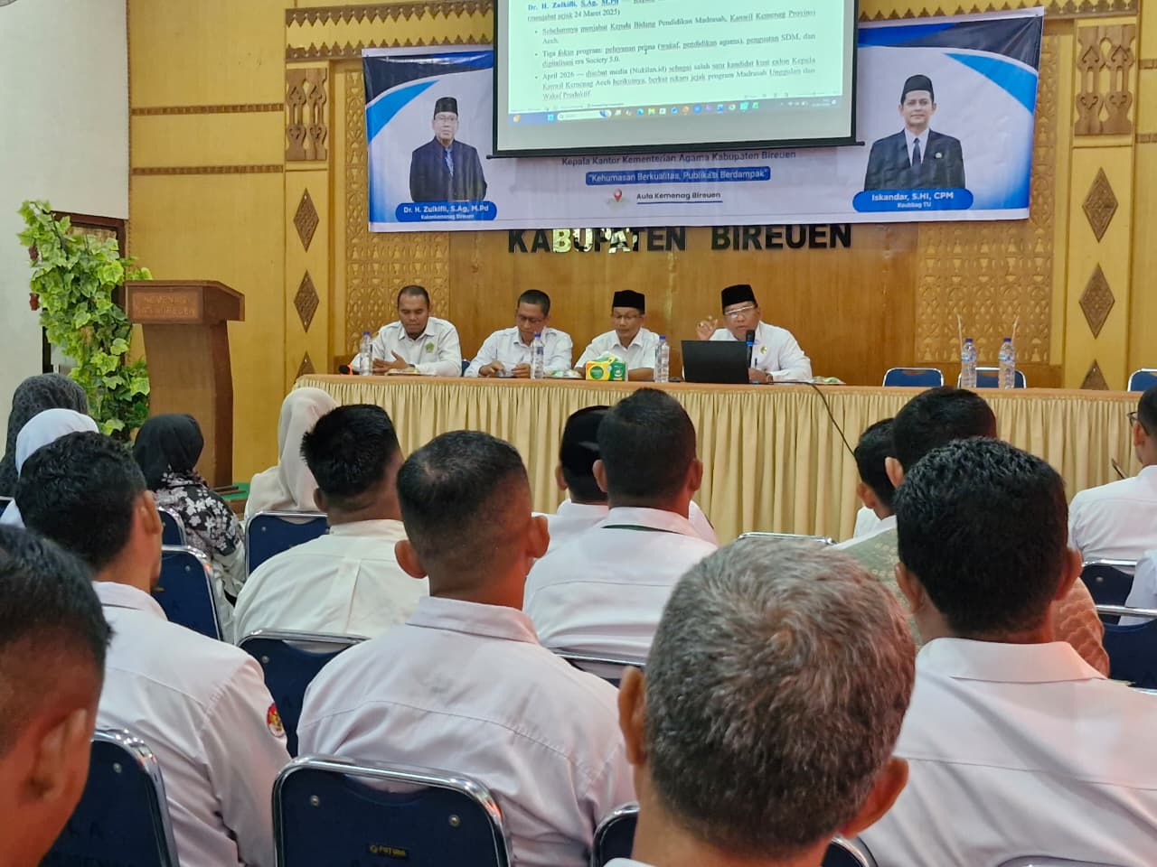 Kakankemenag Bireuen Tekankan Peningkatan Publikasi dan Layanan Informasi kepada Pengelola Humas Madrasah dan KUA