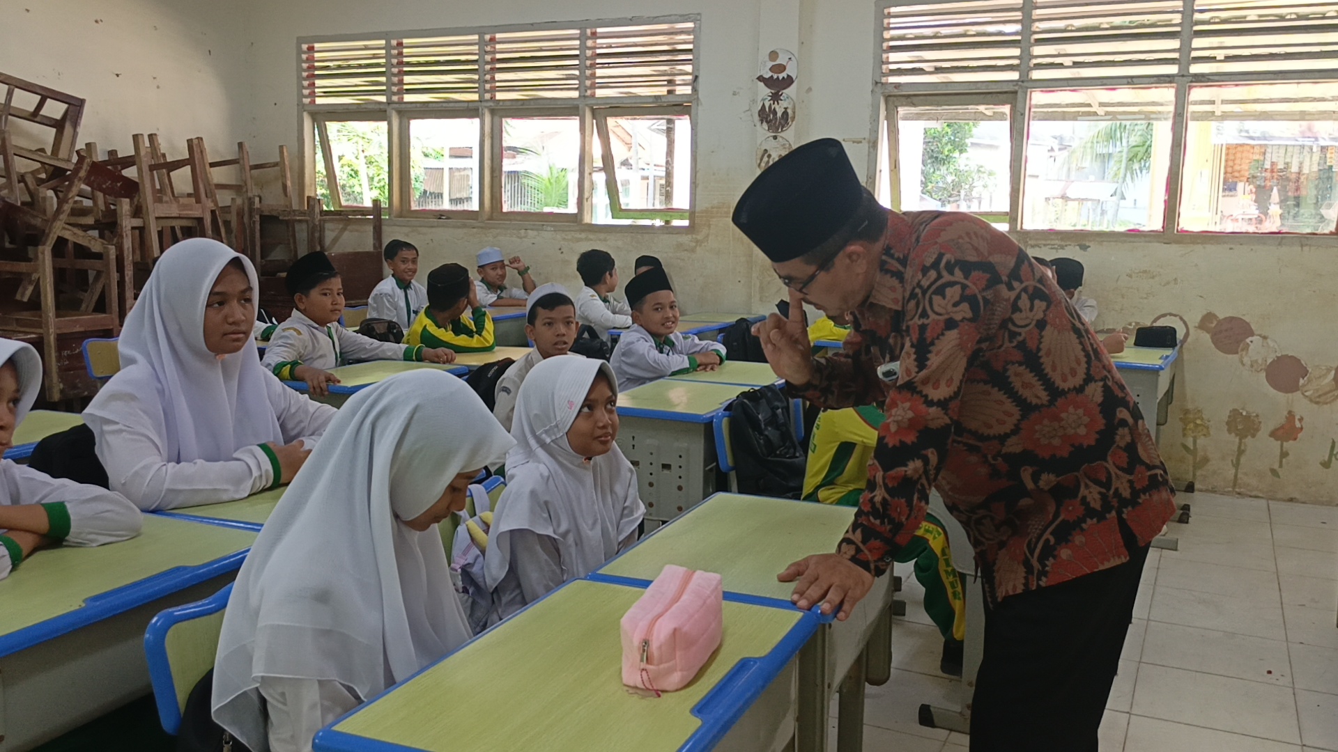 Monitoring Program Limit Baca Al-Qur'an, Kakankemenag Aceh Timur Tekankan Pembentukan Karakter Siswa