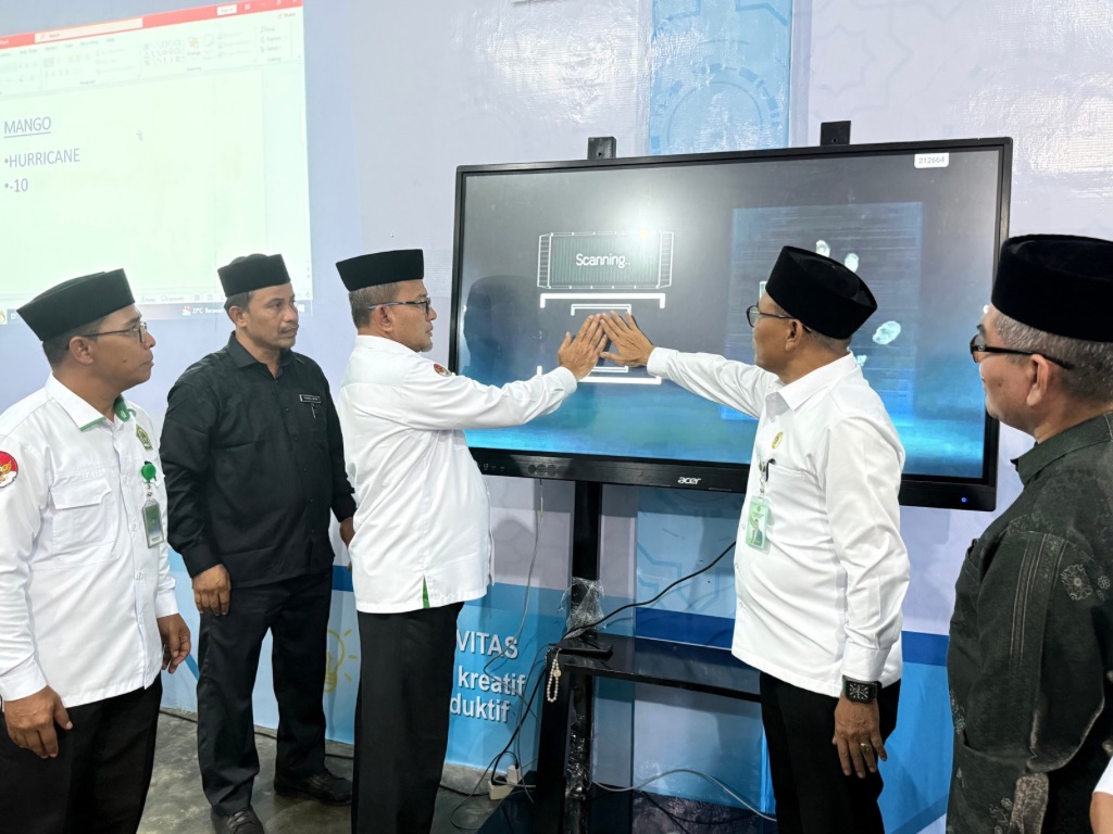 Kakanwil Kemenag Aceh Resmikan Kelas Persiapan Internasional Kedinasan di MAN 1 Aceh Barat