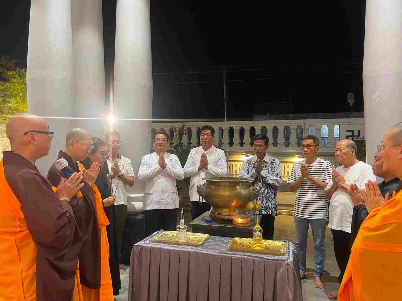 Perkuat Toleransi, Pembimas Buddha Kanwil Kemenag Aceh Sampaikan Penghormatan kepada Relik Y.M. Bhante Jinadhammo Mahathera di Vihara Buddha Tirta Lhokseumawe