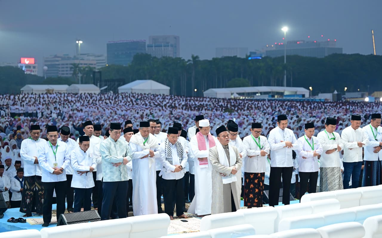 100.000 Jemaah Hadiri Zikir dan Doa Kebangsaan di Monas, Wujud Syukur atas Kemerdekaan Indonesia