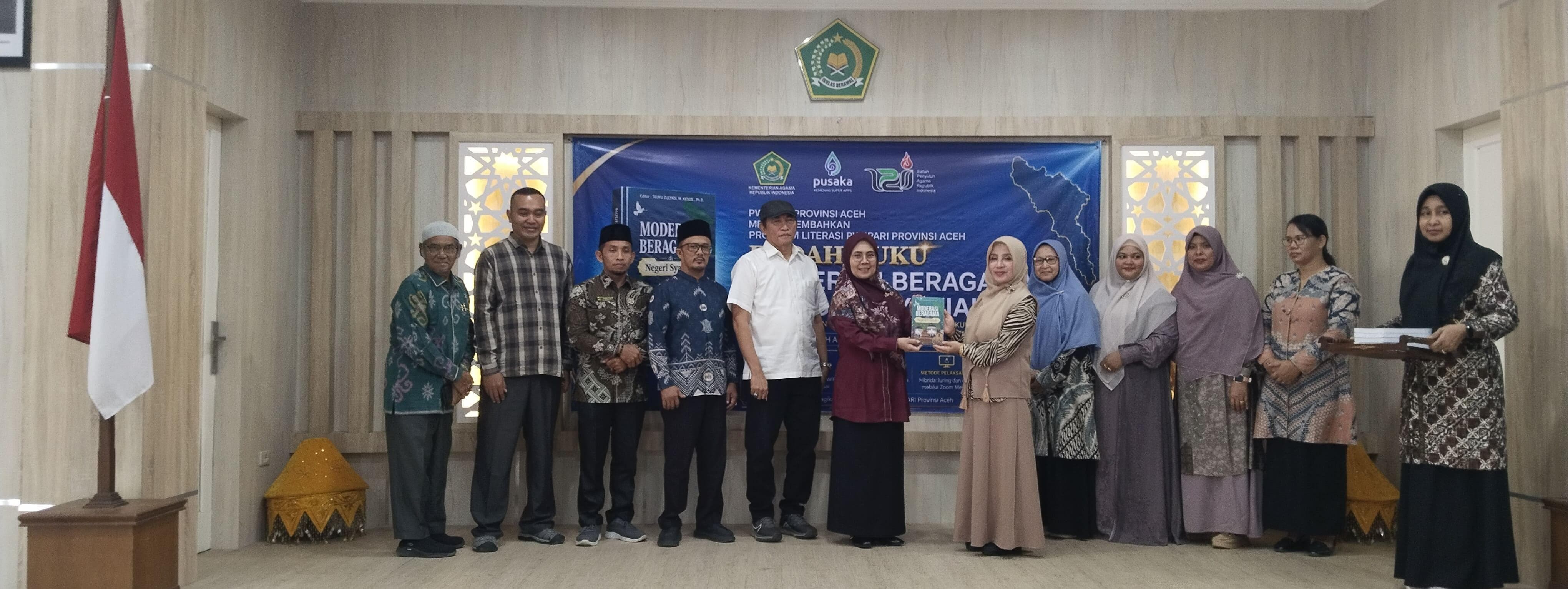 Launching dan Bedah Buku Penyuluh Agama, Kakanwil Azhari: Rawat Kerukunan
