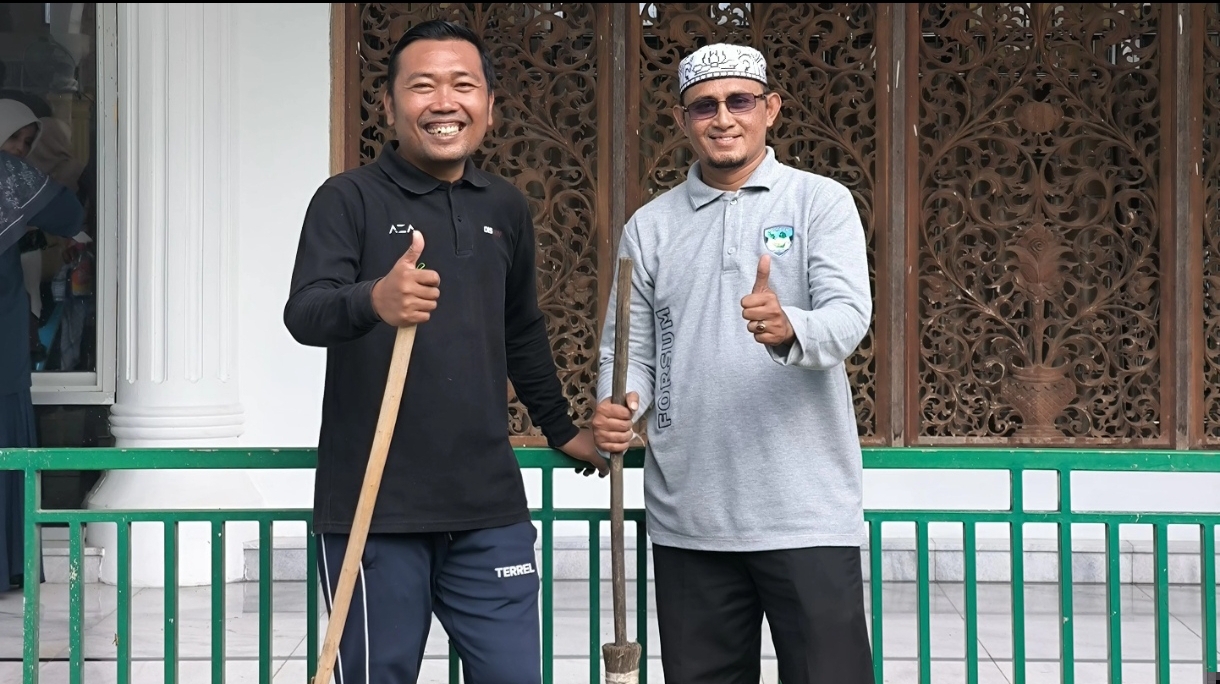 David Pardede, Menyapu Halaman Masjid, Merawat Kerukunan