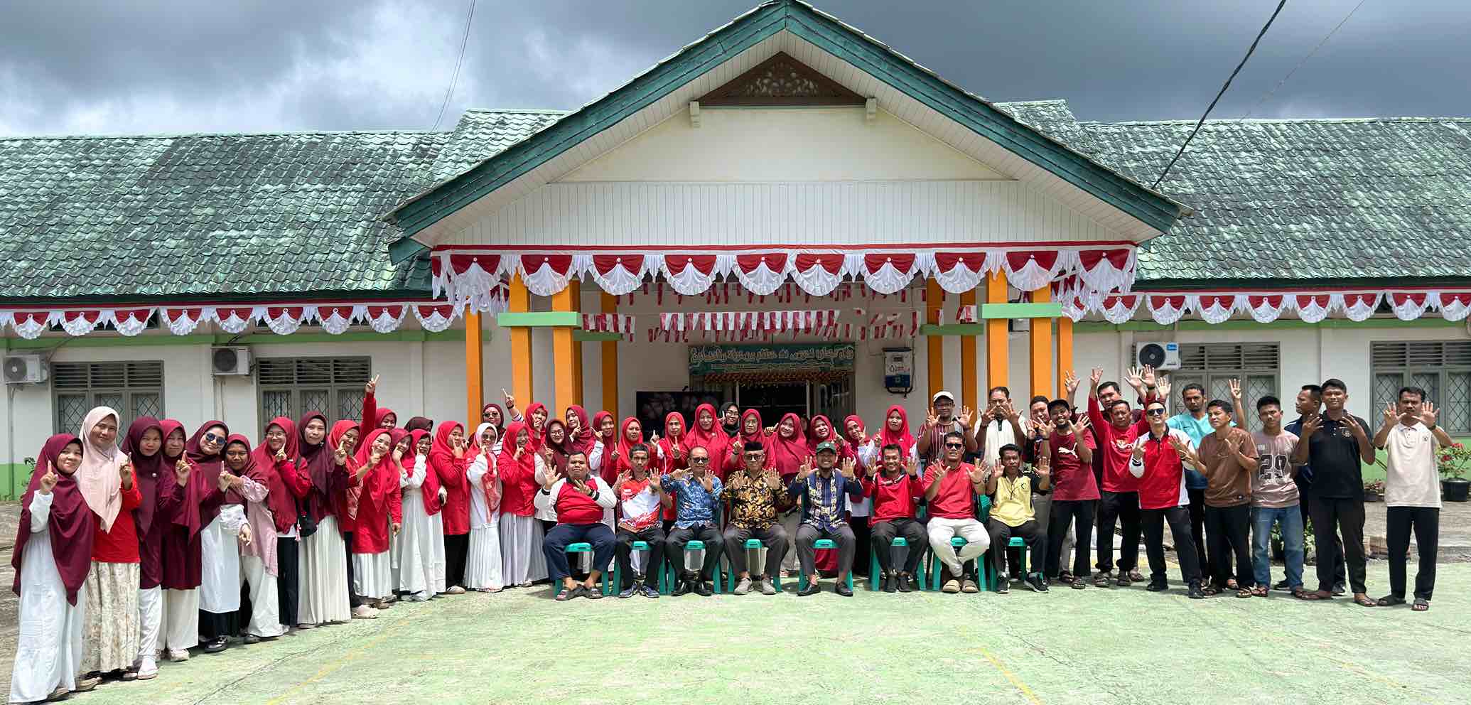 Gebyar Kemerdekaan, Kemenag Simeulue Perkuat Kebersamaan ASN, DWP, dan Keluarga
