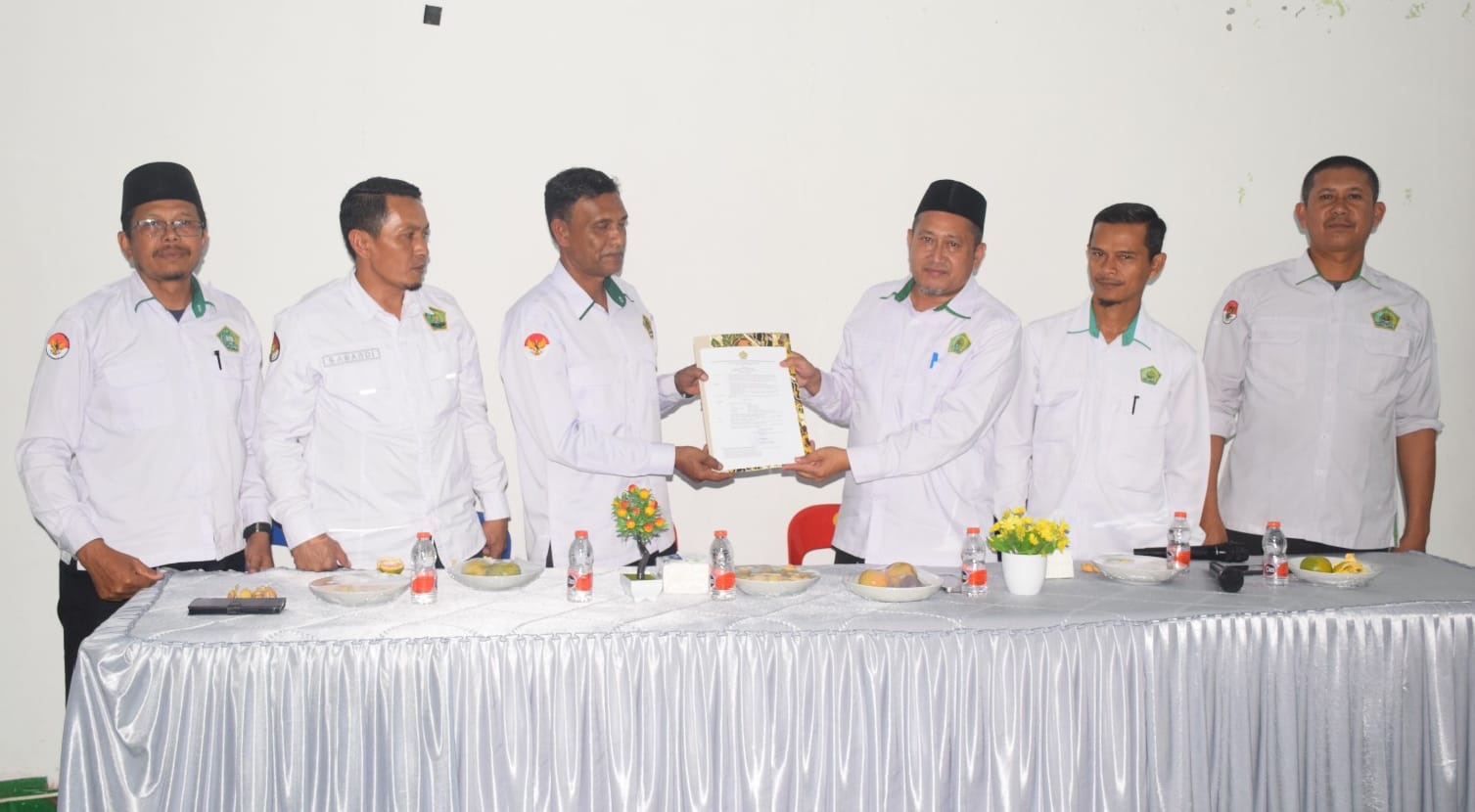 Perkuat Tata Kelola dan Pelayanan, Kankemenag Bener Meriah Antar Tugas Dua Kepala Tata Usaha