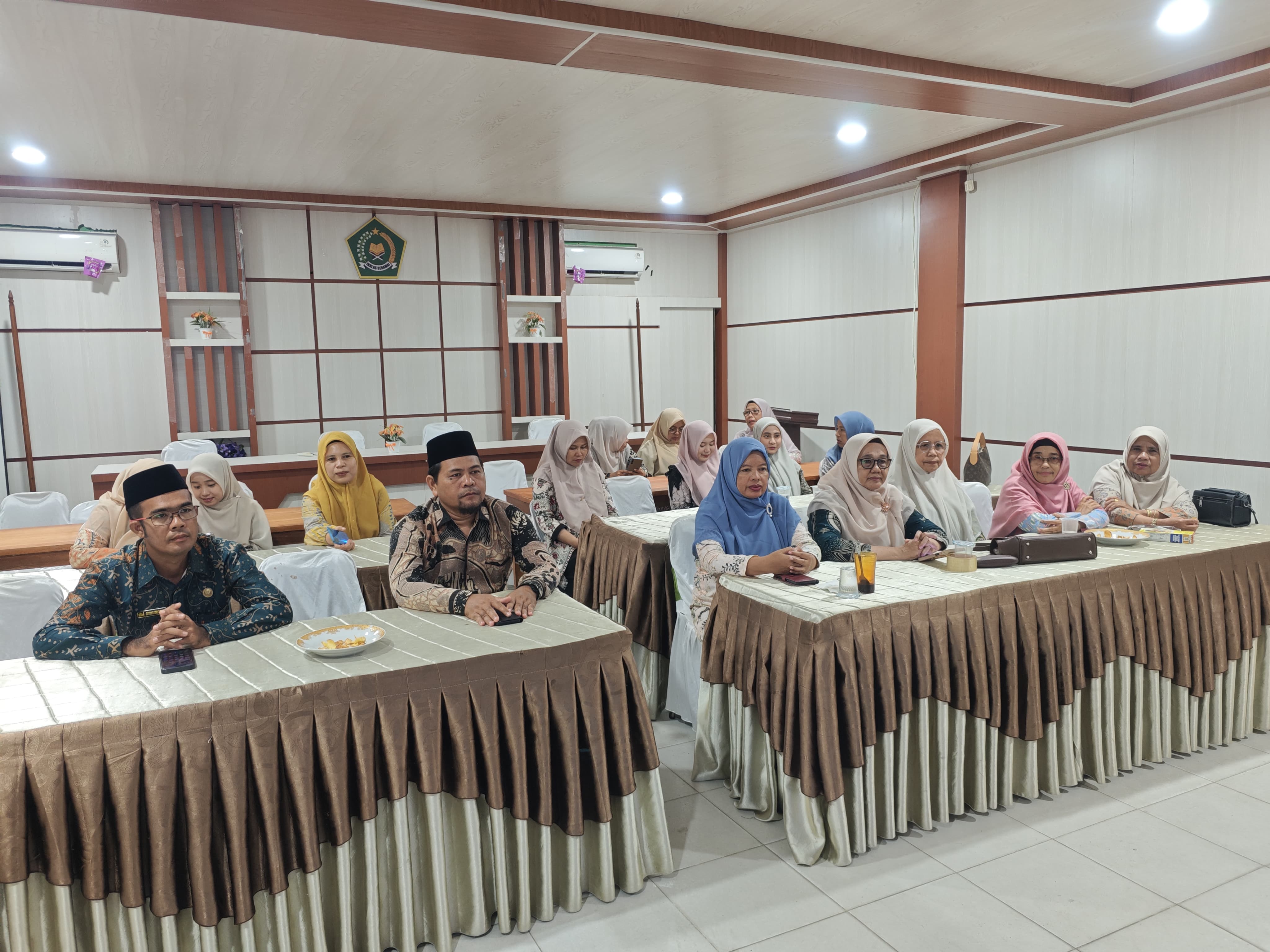 Kankemenag Aceh Singkil Ikuti Gerakan Nasional Gema Selawat Kebangsaan Secara Hybrid