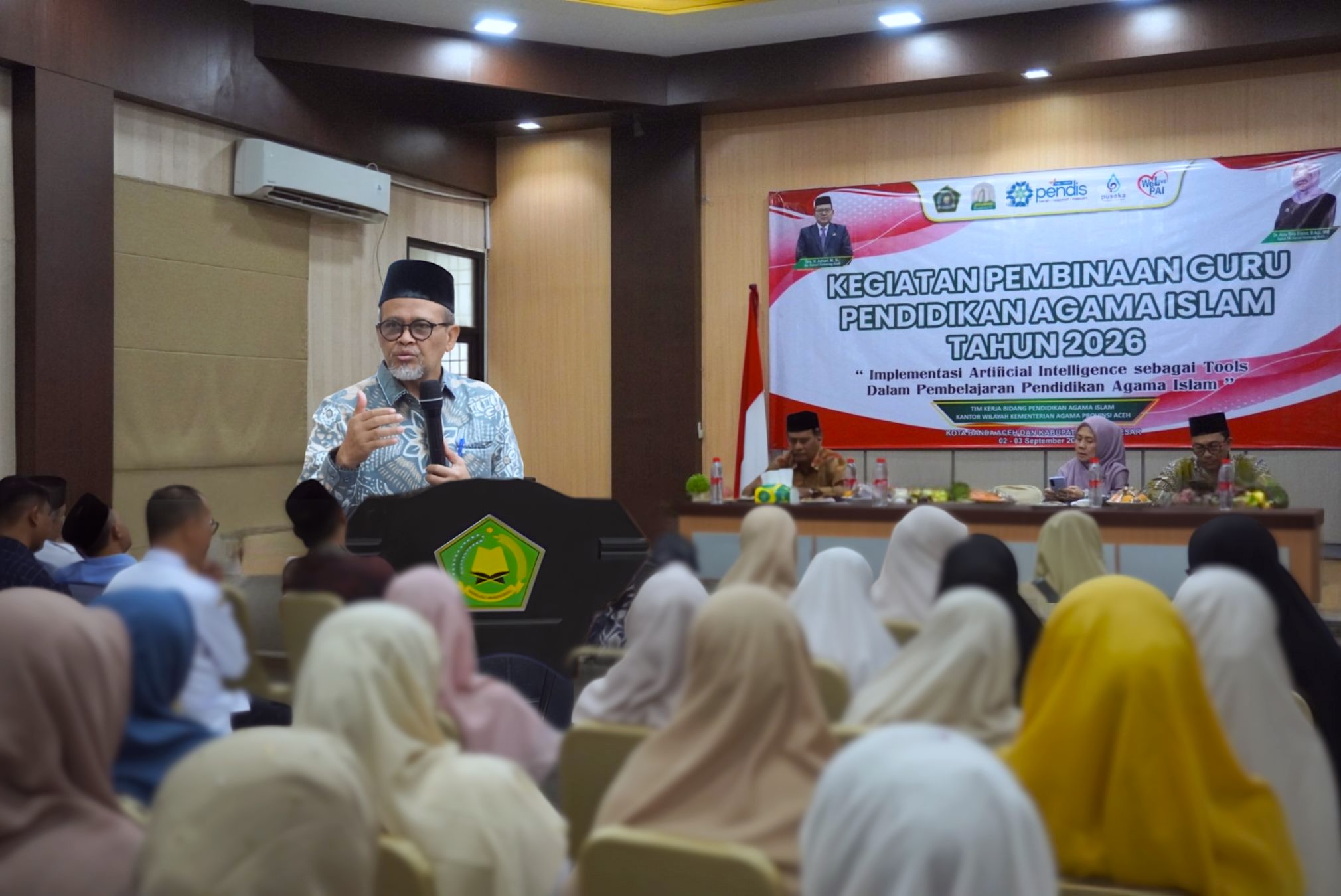 Buka Pembinaan Guru PAI, Kakankemenag Banda Aceh: Manfaatkan AI untuk Pembelajaran, Perkuat Akidah dan Bentengi Siswa dari LGBT