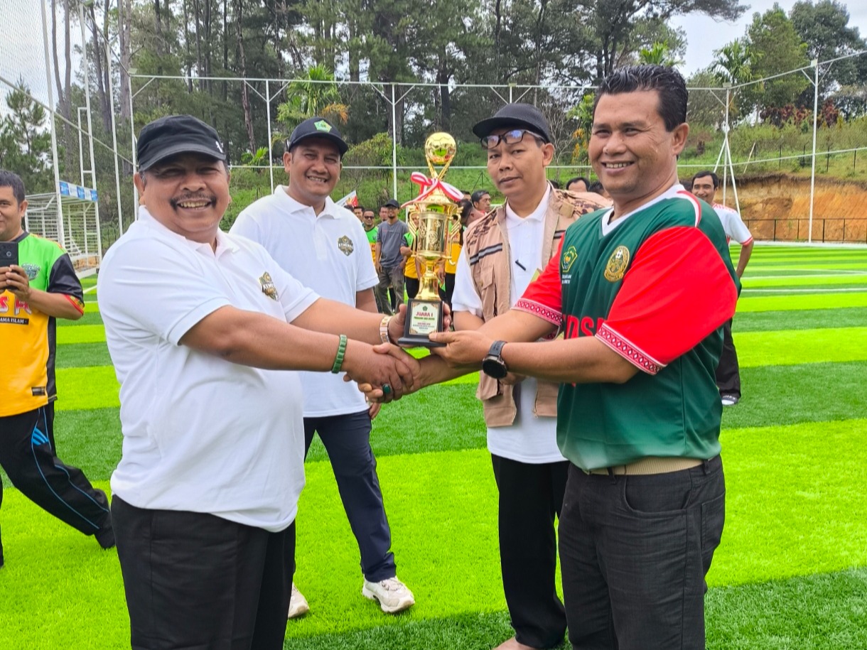 Kemenag Gayo Lues Tutup Turnamen Mini Soccer Piala Kepala Kantor dalam Semarak HUT RI ke-81