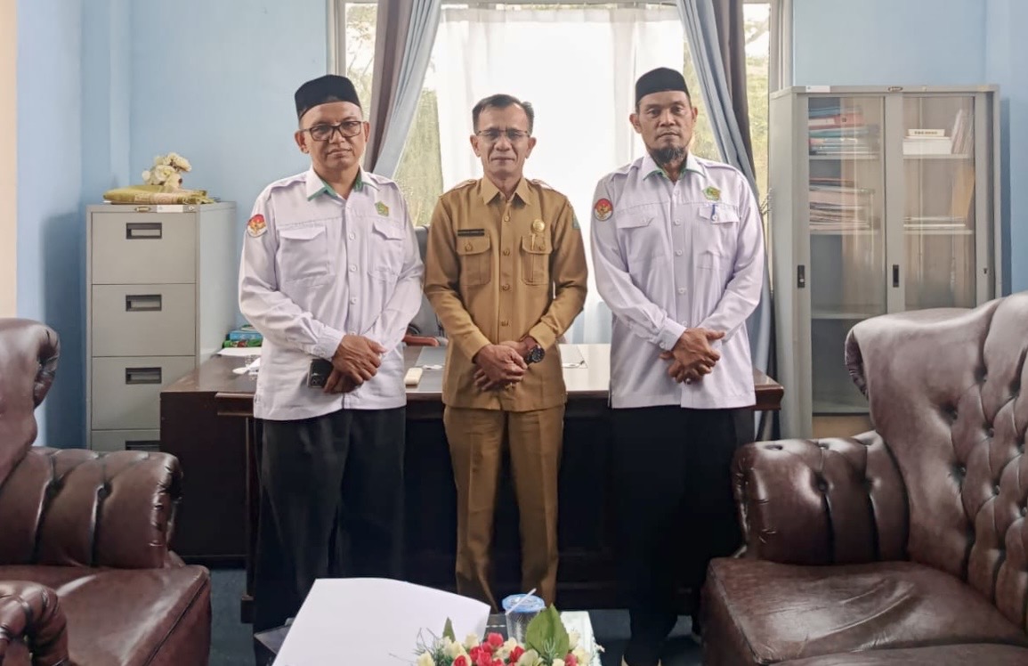 Kemenag dan Disdukcapil Simeulue Perkuat Sinergi Data Kependudukan melalui SIMKAH Gen 4