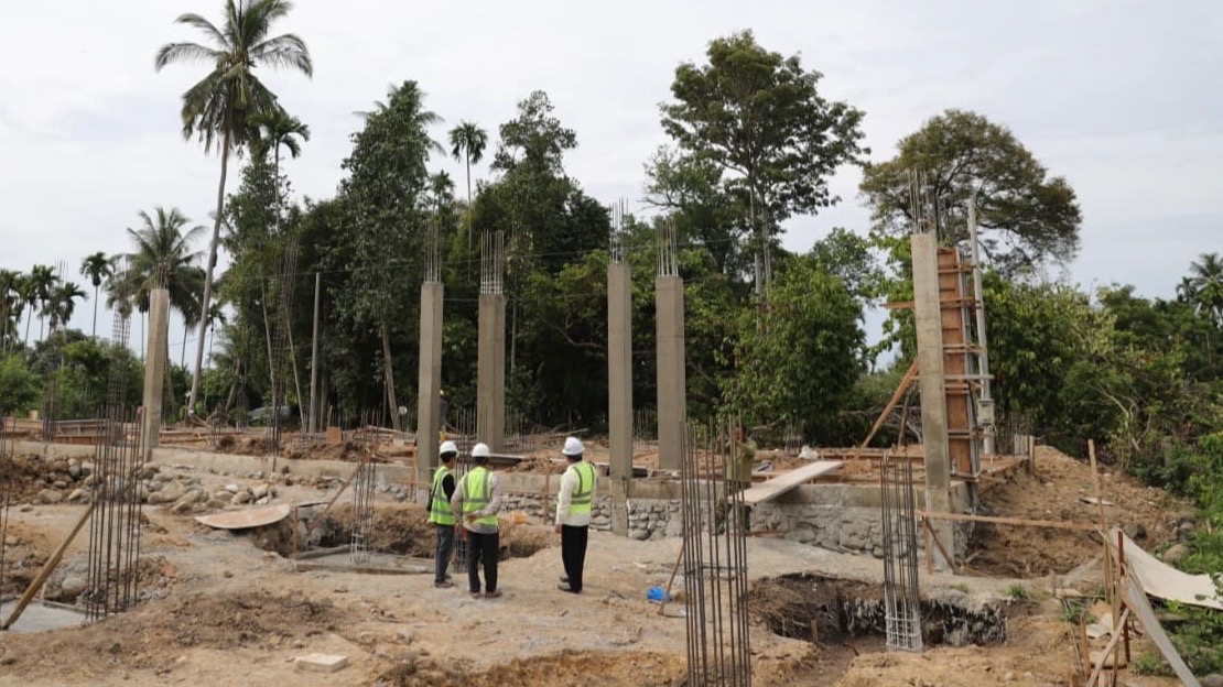 Kakanwil Tinjau Pembangunan MIN 5 Pidie Jaya, Progres Capai 16,56 Persen