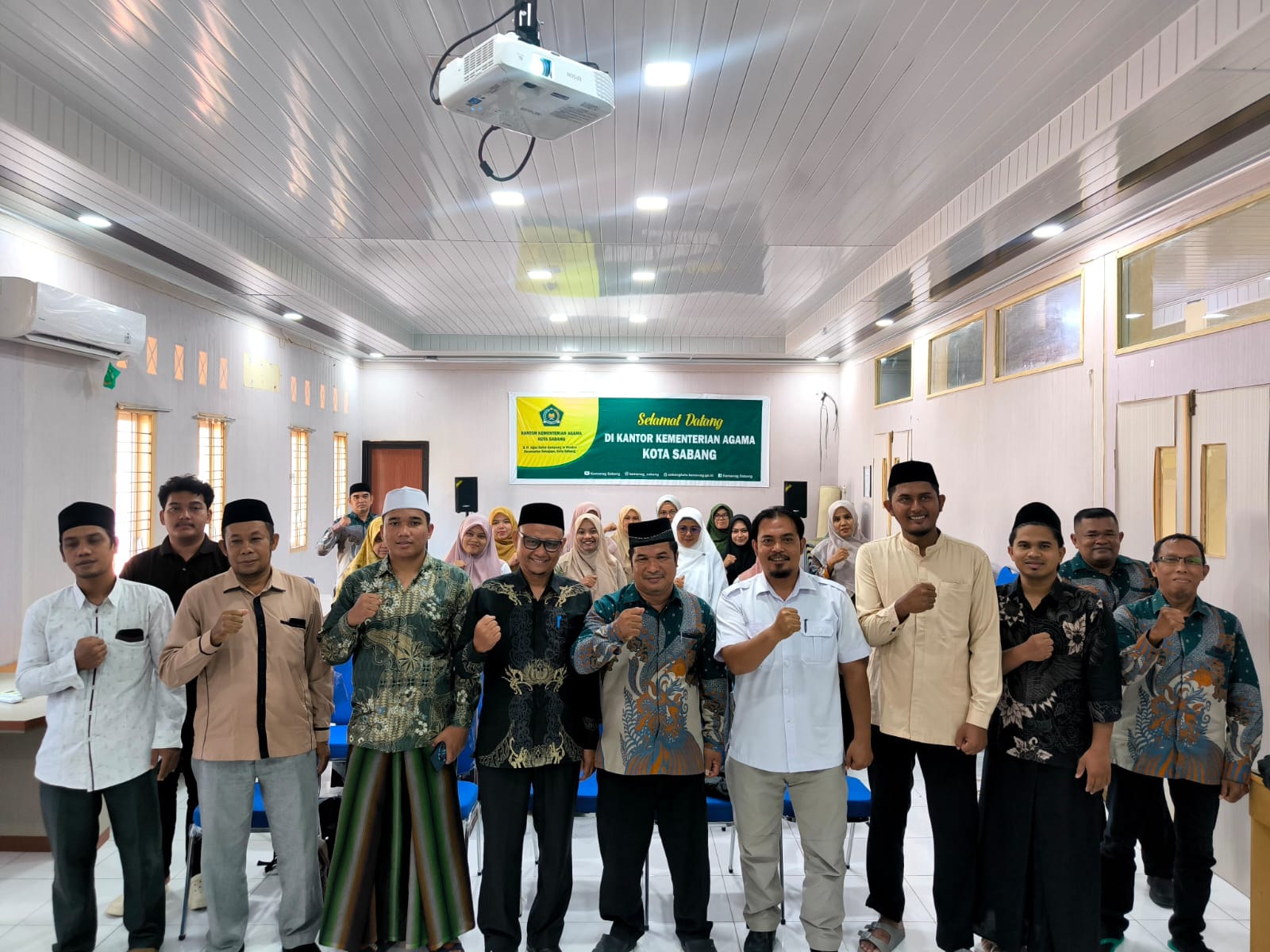Kemenag Sabang Bina Operator EMIS dan Sosialisasikan Perpanjangan Izin Operasional Lembaga