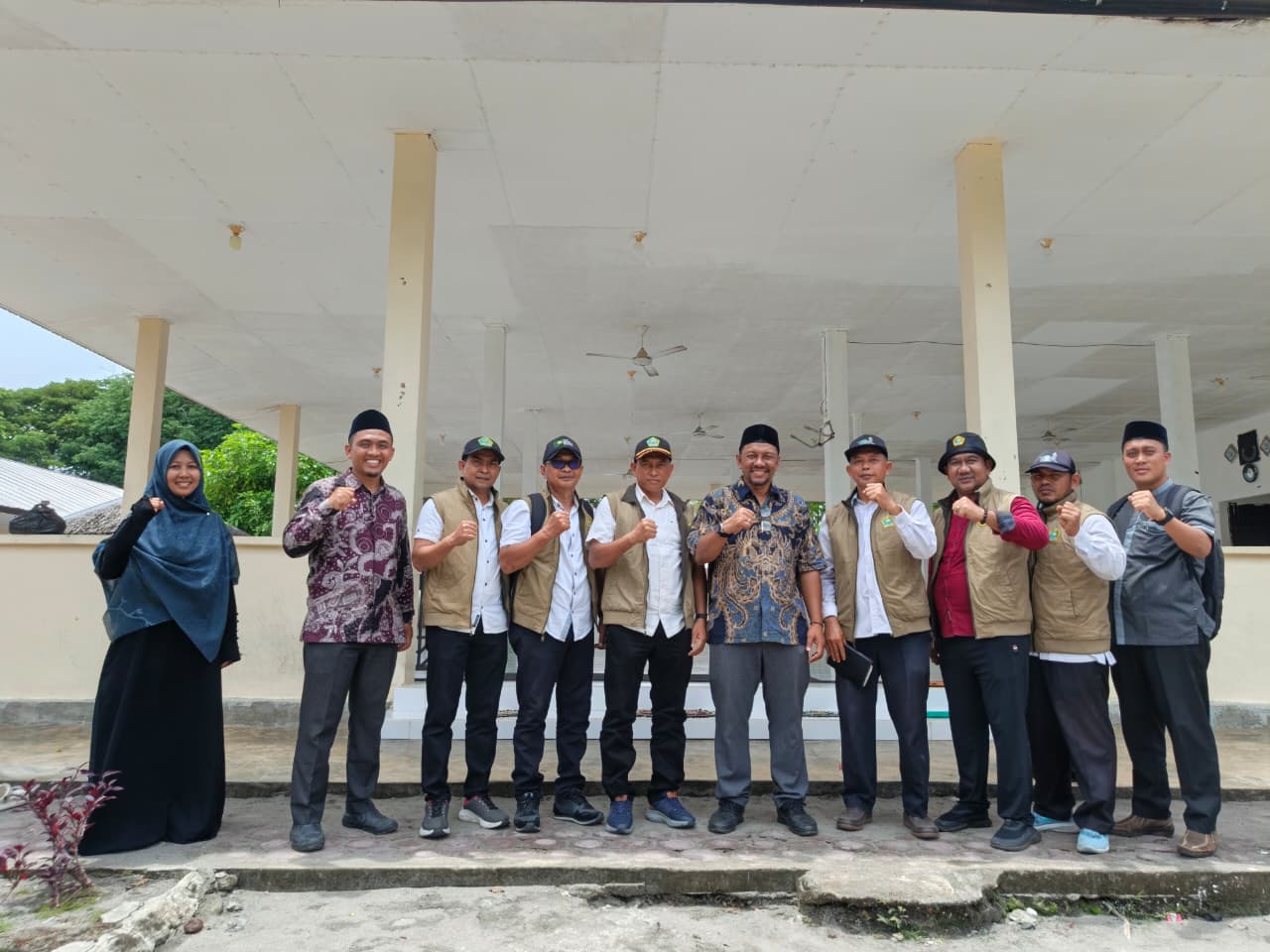 Kemenag Bireuen Lakukan Pengukuran Ulang Arah Kiblat Musholla Pesantren Al Zahra