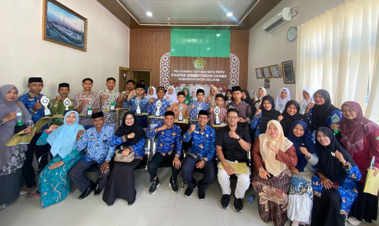 Wakili Aceh Selatan, 33 Siswa Siap Berjuang di OMI Provinsi