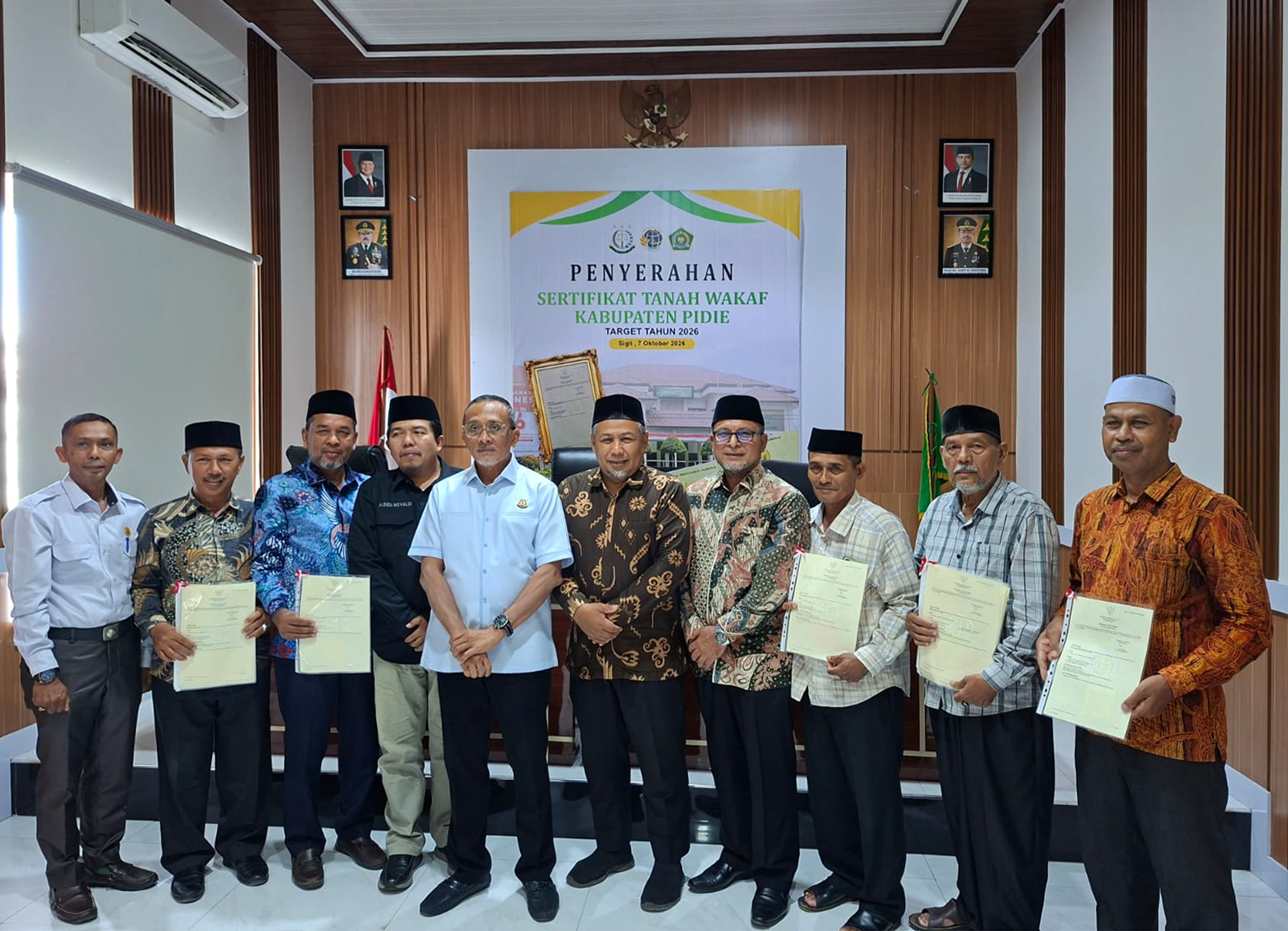 50 Sertipikat Tanah Wakaf Diserahkan, Kemenag Pidie Perkuat Sinergi Penataan Wakaf