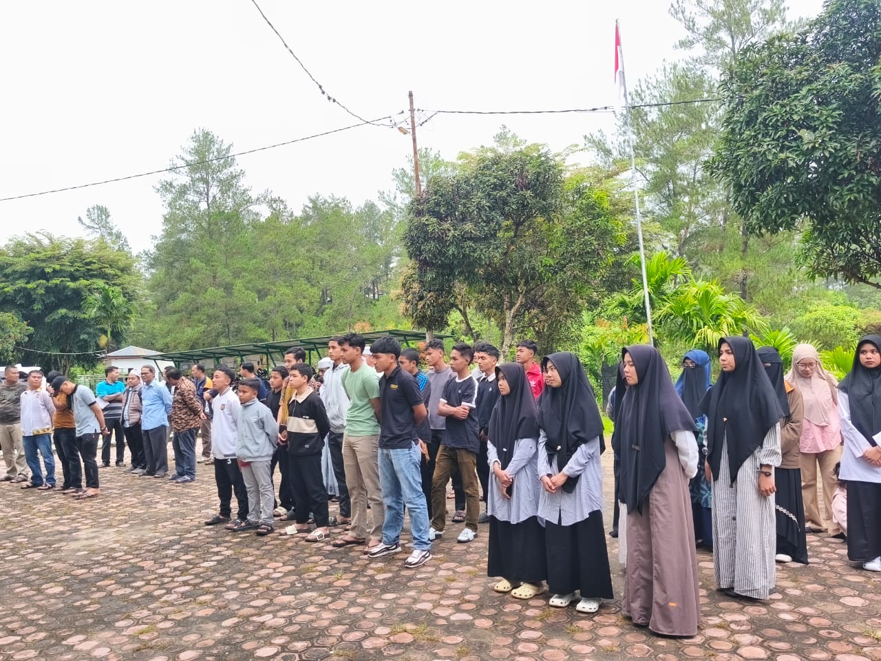 Kakankemenag Gayo Lues Lepas Kontingen Apresiasi Madrasah Tahun 2026