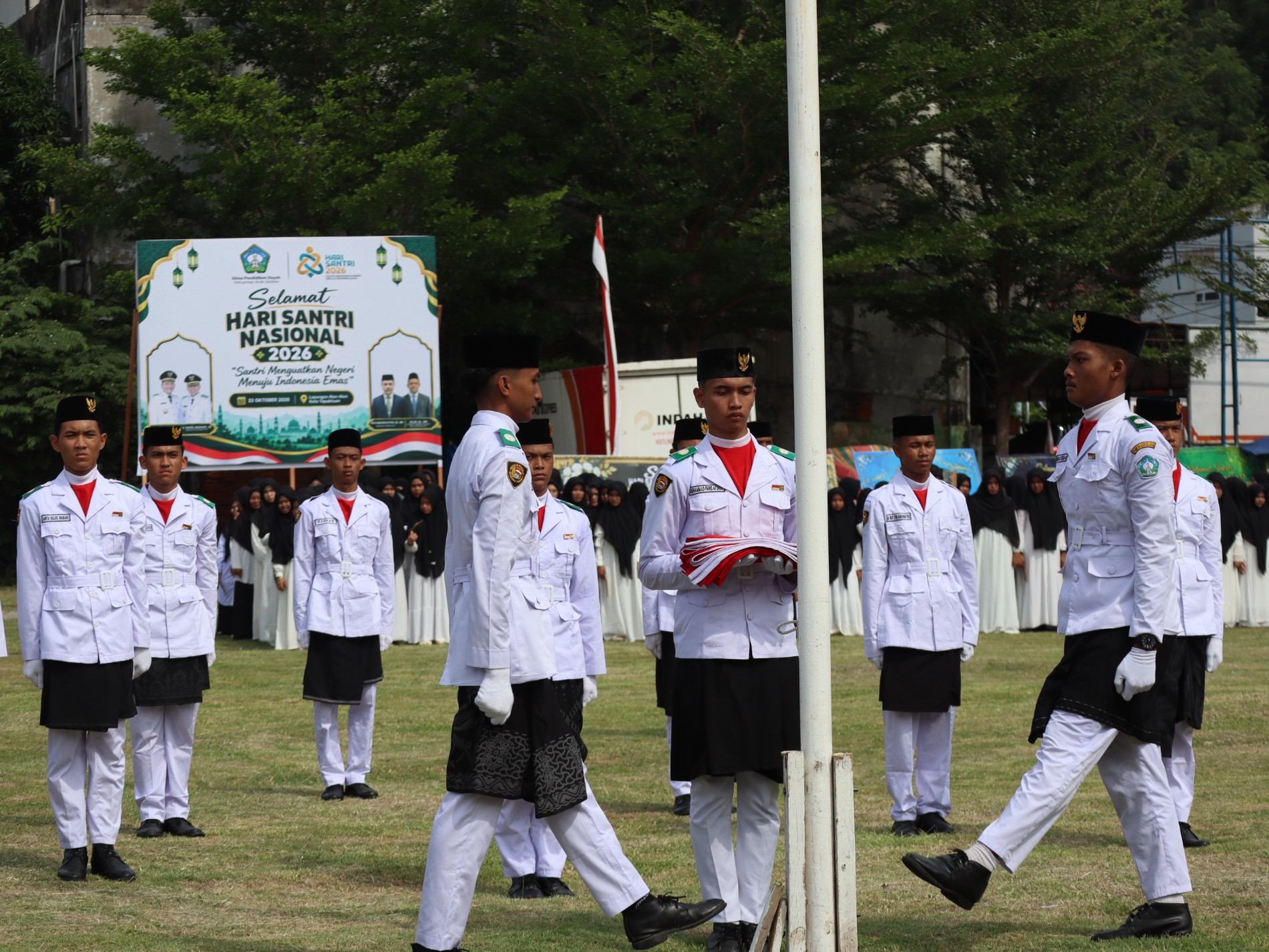Kolaborasi Lintas Instansi, Aceh Selatan Gelar Upacara Hari Santri 2026