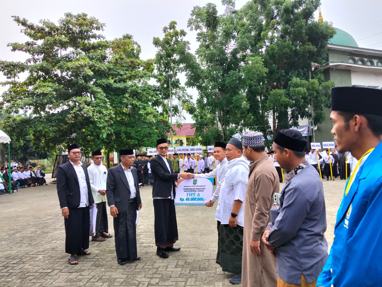 34 Dayah dan 40 Guru di Subulussalam Terima Dukungan Pendidikan Rp2,3 Miliar