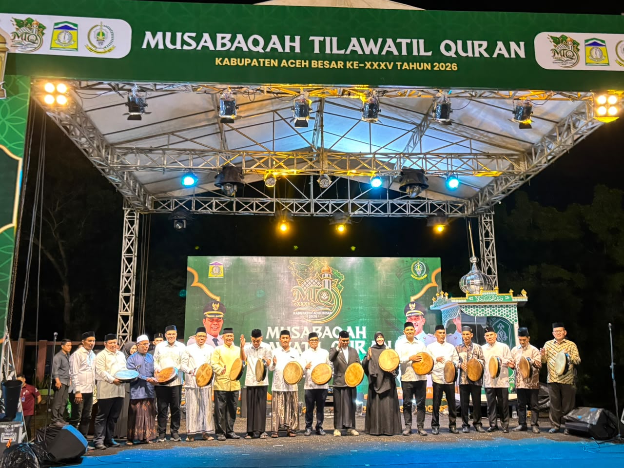 Hadiri Pembukaan MTQ ke-35 Aceh Besar, Kakanwil Azhari Harapkan Umat Akrab denga Nilai Alquran