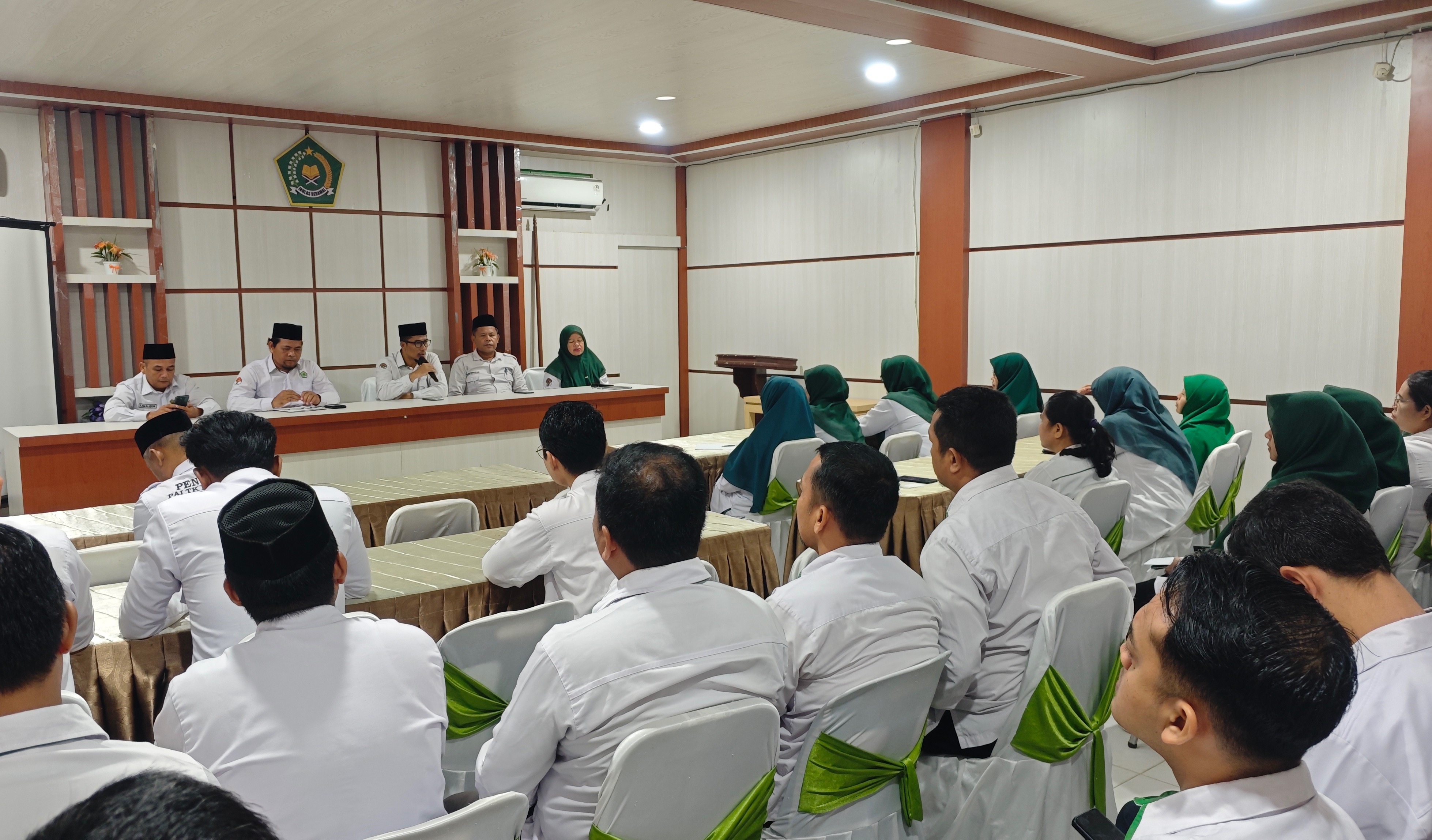 Tingkatkan Kedisiplinan, Kemenag Aceh Singkil Gelar Pembinaan ASN