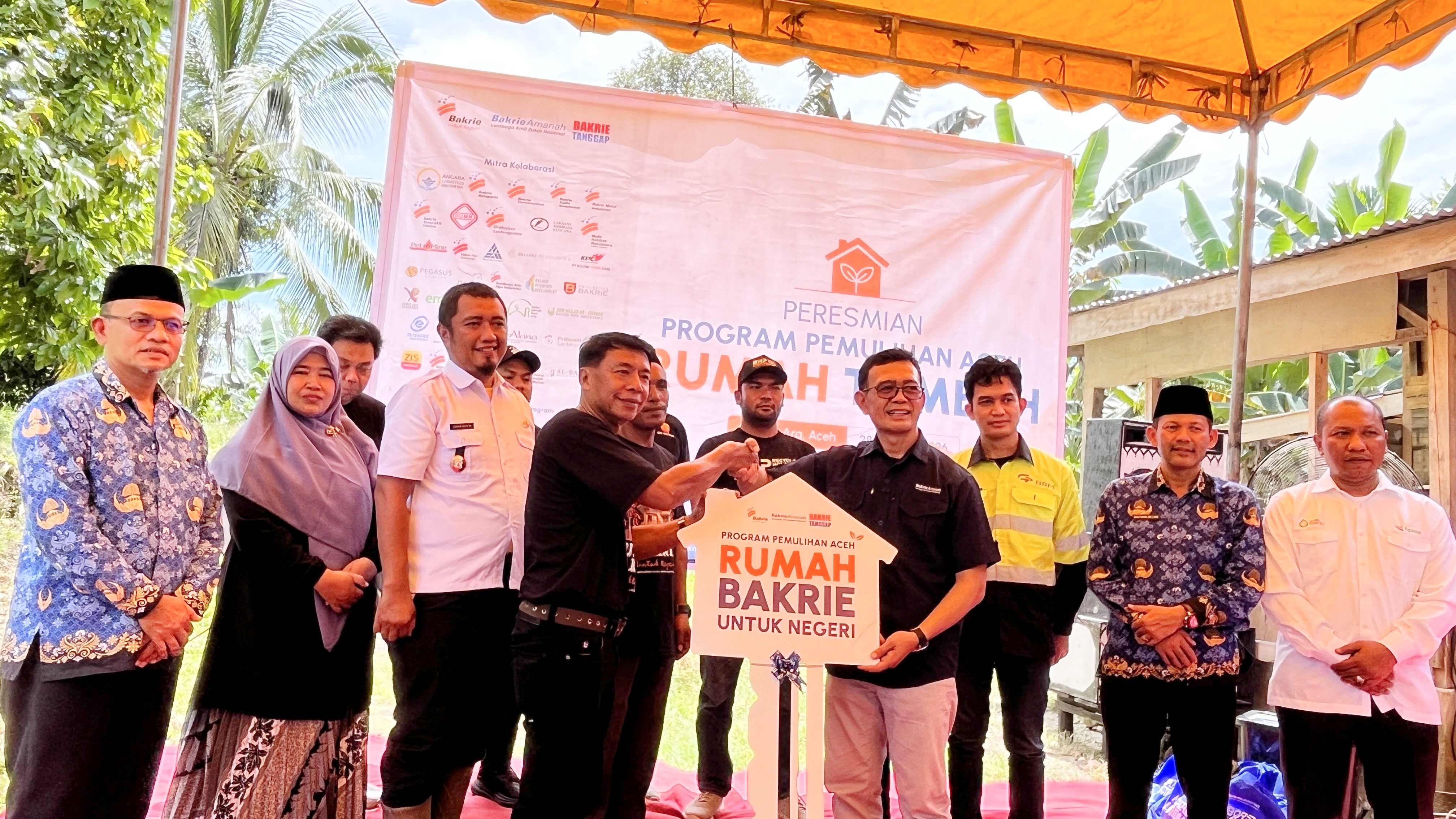 Bakrie Amanah dan ZIS Indosat Resmikan 31 Unit Rumah Tumbuh di Batang Ara Aceh Tamiang