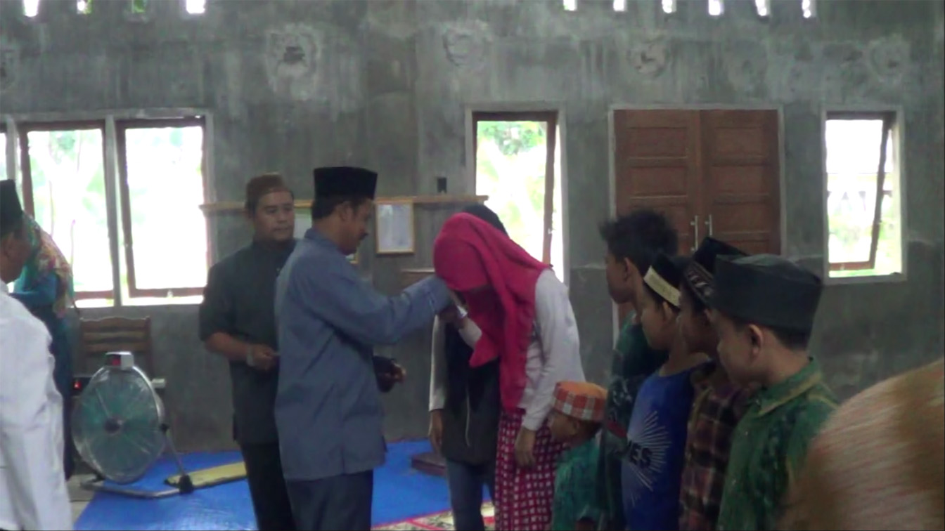 Buka Puasa Bersama, Jajaran Kankemenag Tamiang Santuni Anak Yatim