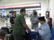 Di Bandara pun Tetap Bekerja