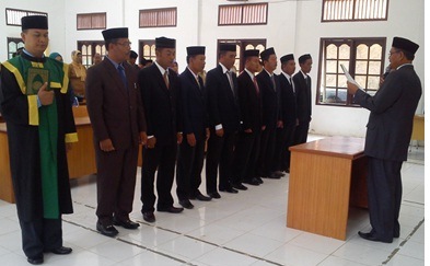 Kakankemenag Gayo Lues Lantik Kepala Madrasah