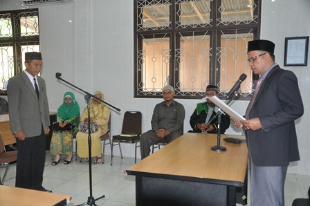 Calon Bupati dan Mantan Ketua Forum Geuchik Dilantik Jadi Kepala KUA