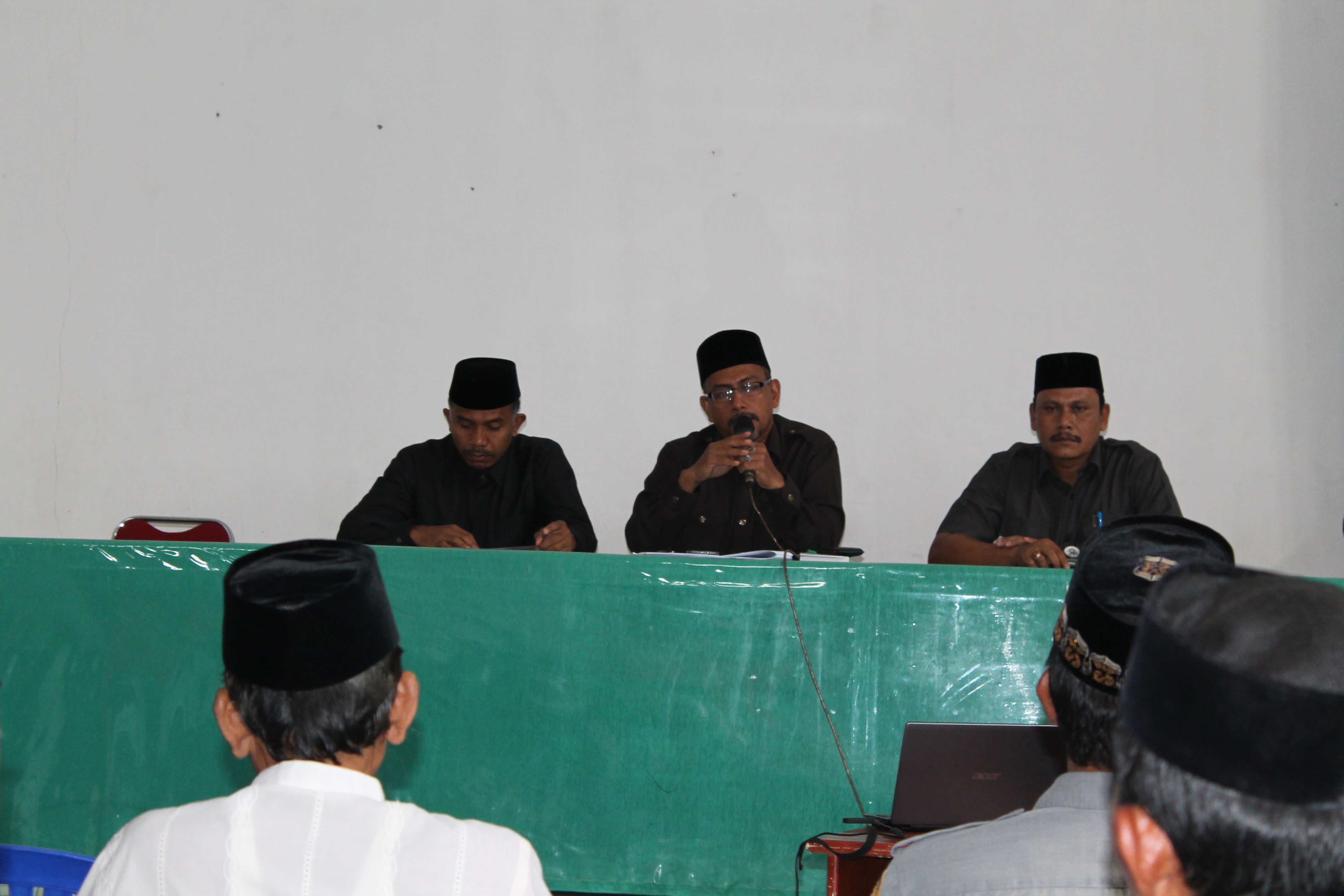 Drs. Maiyusri: Karu dan Karom Berperan Penting dan Strategis