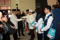 Gubernur: Jaga Diri di Negara Orang, Jadi Teladan