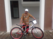 Kanwil Serahkan Doorprize HUT UIN