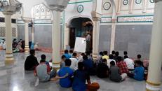 Dr. Suhrawardi Ilyas Ajarkan Santri IQ Ilmu Falak