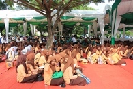 Usia Ajak Berinfak dan Larang Hura-hura Tahun Baru.... Bruuuk!