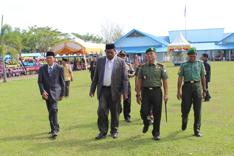 `Jalan Santai` Usai Upacara HAB