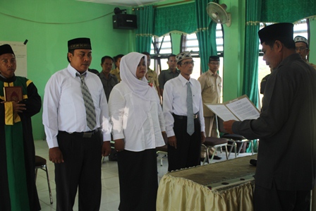 Kakankemenag Asing Lantik Tiga Kamad