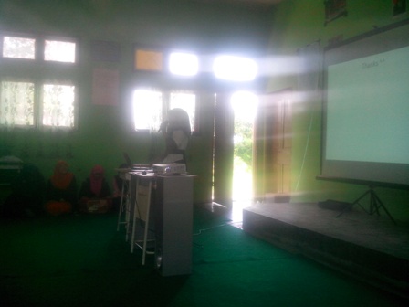 Alumni MAN Simpang Tiga Beri Motivasi