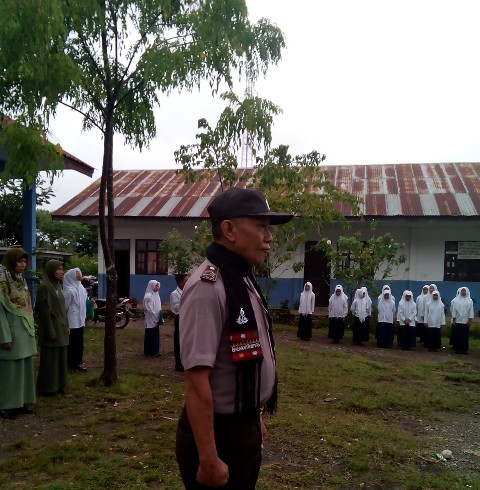 Bhabinkamtibmas Saweue Sikula ke Jagong