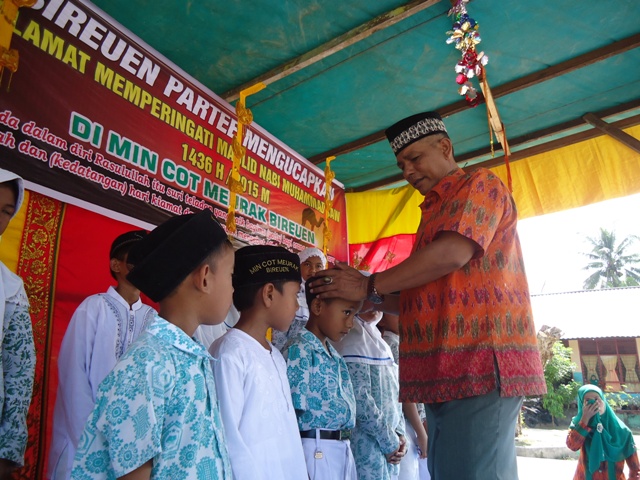 Santuni 22 Murid Yatim