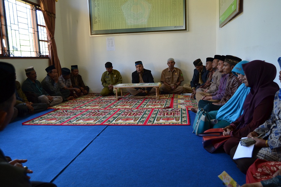 Uji Baca Al-Quran PAIH di KUA Linge