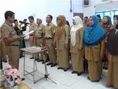 13 Kepala Sekolah Disdik Kota Sabang Dikukuh Sumpah